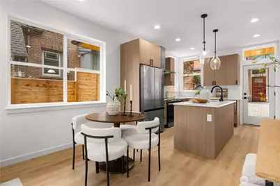 1706 A N 47th Street, Seattle, WA 98103 - Photo 8