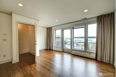 505 W Olympic Place #B, Seattle, WA 98119 - Photo 26