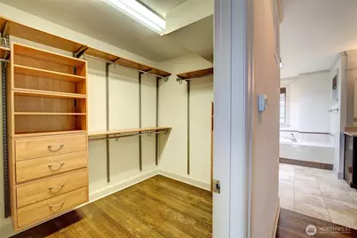 505 W Olympic Place #B, Seattle, WA 98119 - Photo 18
