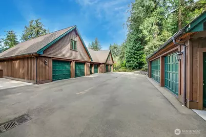 11211 Wachusett Road, Woodway, WA 98020 - Photo 30