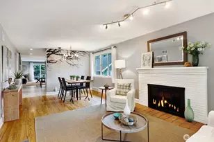 6225 29th Ave NE, Seattle, WA 98115 - Photo 2