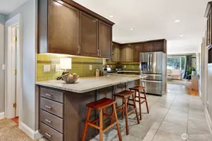 6225 29th Ave NE, Seattle, WA 98115 - Photo 10