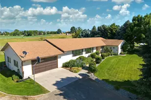 94 Country Way, Walla Walla, WA 99362 - Photo 2