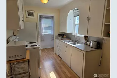 1215 Burwell Street, Bremerton, WA 98337 - Photo 26