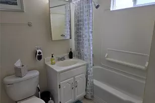 1215 Burwell St, Bremerton, WA 98337 - Photo 14