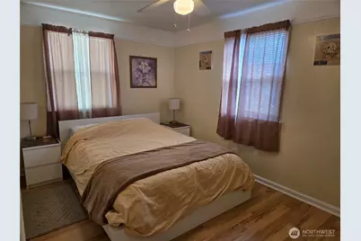 1215 Burwell Street, Bremerton, WA 98337 - Photo 24