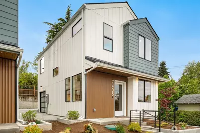 7405 Dayton Avenue N, Seattle, WA 98103 - Photo 2