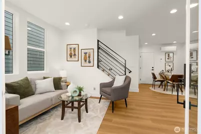 7405 Dayton Avenue N, Seattle, WA 98103 - Photo 4