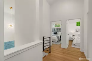 7405 Dayton Ave N, Seattle, WA 98103 - Photo 12