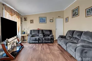 7502 189th Ave Ct E, Puyallup, WA 98375 - Photo 4