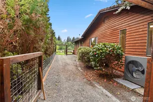 33025 E Holm Lake Dr SE, Auburn, WA 98092 - Photo 36