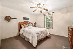 3122 Hollywood Dr NE, Olympia, WA 98516 - Photo 10