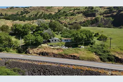 212025870 Lewis and Clark Highway, Lyle, WA 98635 - Photo 12