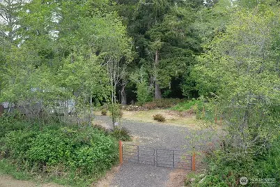 210 Bay Center Road, South Bend, WA 98586 - Photo 4