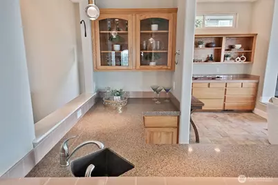 4694 Wrightsman Place, Clinton, WA 98236 - Photo 10