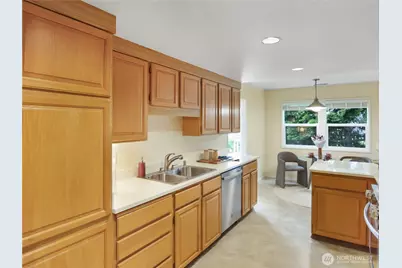 22471 SE 42nd Terrace #2204, Issaquah, WA 98029 - Photo 14