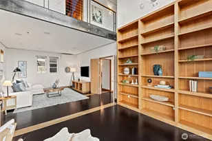 2506 N 38th St, Seattle, WA 98103 - Photo 16