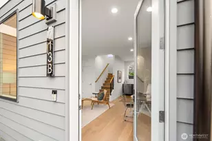 713 B N 70th St, Seattle, WA 98103 - Photo 2