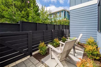 713 B N 70th Street, Seattle, WA 98103 - Photo 20