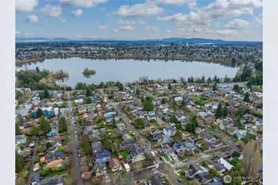 713 B N 70th Street, Seattle, WA 98103 - Photo 26