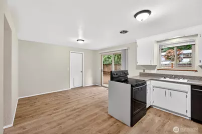 9401 Columbine Circle W, University Place, WA 98467 - Photo 18