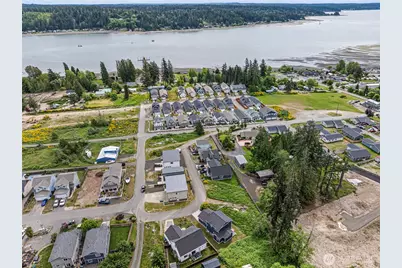 61 E Brady Loop, Allyn, WA 98524 - Photo 2