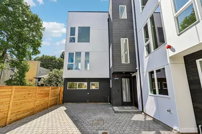 4425 Fremont Avenue N #A, Seattle, WA 98103 - Photo 32