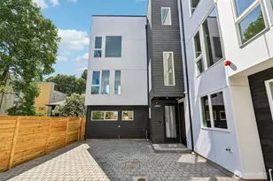 4425 Fremont Ave N, Seattle, WA 98103 - Photo 32