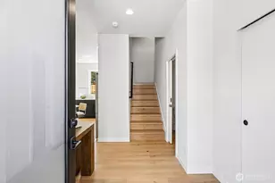 4425 Fremont Ave N, Seattle, WA 98103 - Photo 4