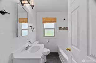 372 SW 14th St, Chehalis, WA 98532 - Photo 8