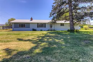 11704 Gilbert Rd, Yakima, WA 98903 - Photo 1