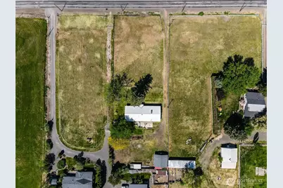 11704 Gilbert Road, Yakima, WA 98903 - Photo 4