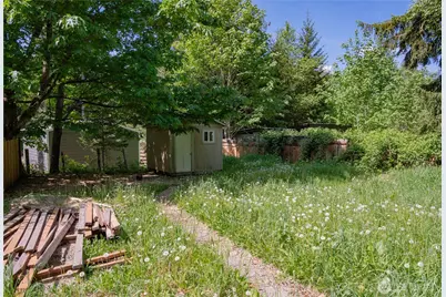 7945 Santa Fe Trail, Maple Falls, WA 98266 - Photo 2