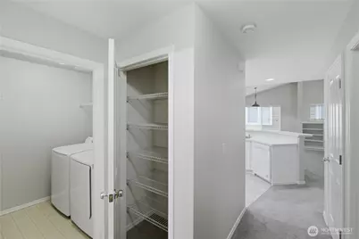 2131 Hammond Ave #D9, DuPont, WA 98327 - Photo 34