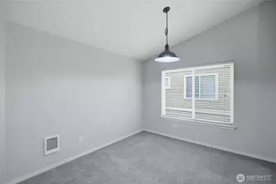 2131 Hammond Ave #D9, DuPont, WA 98327 - Photo 14