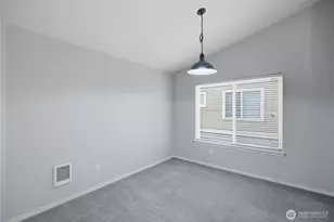 2131 Hammond Ave, DuPont, WA 98327 - Photo 14