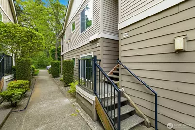 2131 Hammond Ave #D9, DuPont, WA 98327 - Photo 12