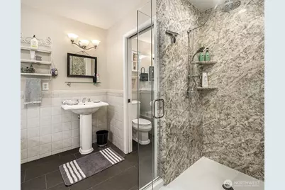 7732 195th Street SW, Edmonds, WA 98026 - Photo 22