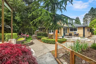 7732 195th St SW, Edmonds, WA 98026 - Photo 2