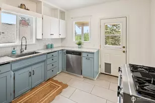 4705 S 4th Ave, Everett, WA 98203 - Photo 8