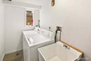 4705 S 4th Ave, Everett, WA 98203 - Photo 32