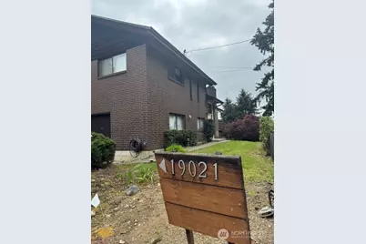 19021 46th Avenue S, SeaTac, WA 98188 - Photo 2