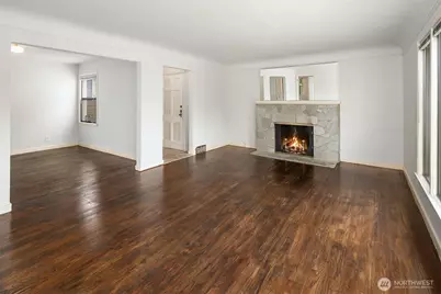 8622 17th Avenue NE, Seattle, WA 98115 - Photo 4
