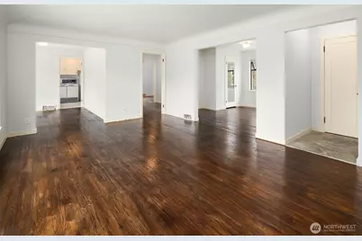 8622 17th Avenue NE, Seattle, WA 98115 - Photo 6