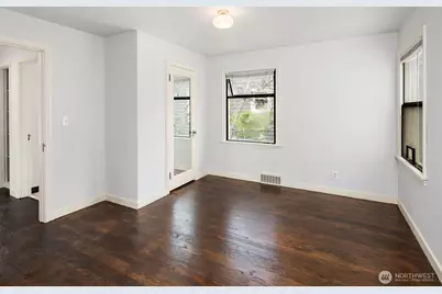8622 17th Avenue NE, Seattle, WA 98115 - Photo 14