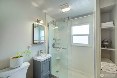 8451 35th Avenue SW, Seattle, WA 98126 - Photo 28