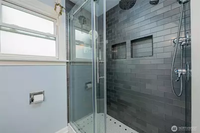 4921 24th Avenue S, Seattle, WA 98108 - Photo 16