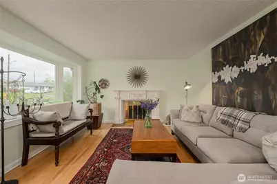 4921 24th Avenue S, Seattle, WA 98108 - Photo 4