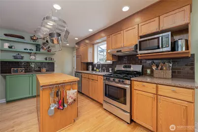 4921 24th Avenue S, Seattle, WA 98108 - Photo 8