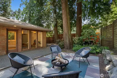 1207 NE 140th Street, Seattle, WA 98125 - Photo 32